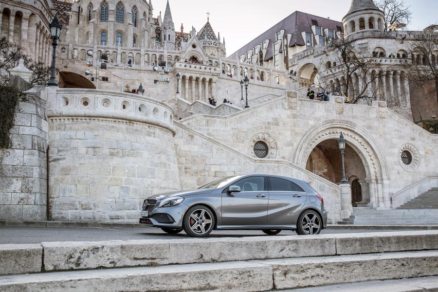  Mercedes-Benz A250 Sport 4Matic 2015 года  (WW) (фото 9 из 12)